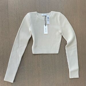 ARITZIA Babaton Off-White Ribbed Long Sleeve Top